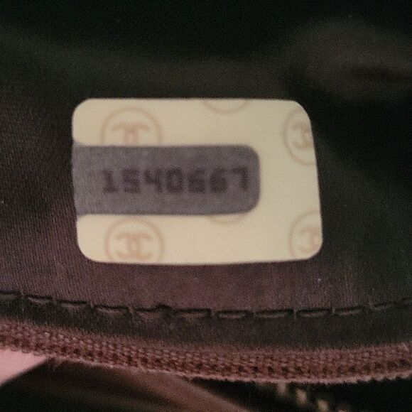 Authentic Chanel VTG CrossBody Tassel Brown Lambskin Camera Bag Purse RARE GHW - Picture 13 of 14